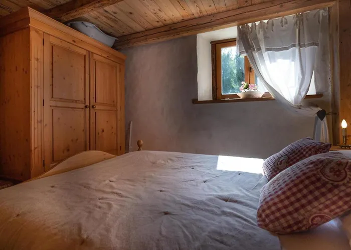 Ferme De Faustine - Piscine Apartament
